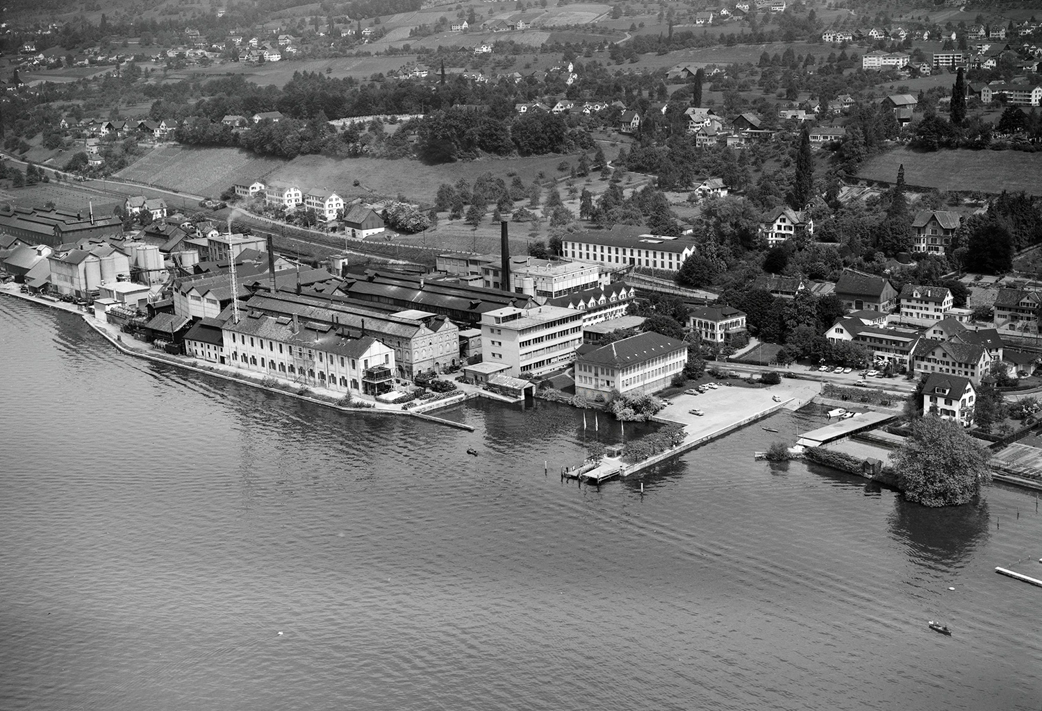 Chemische Fabrik Uetikon, Foto: ETH Bibliothek, Bildarchiv, Comet Photo AG, 1962